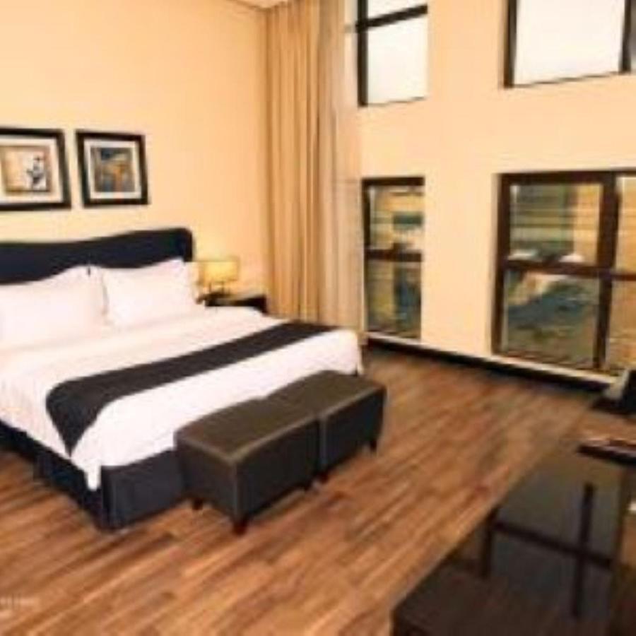 Zara Continental Hotel Khobar Bagian luar foto