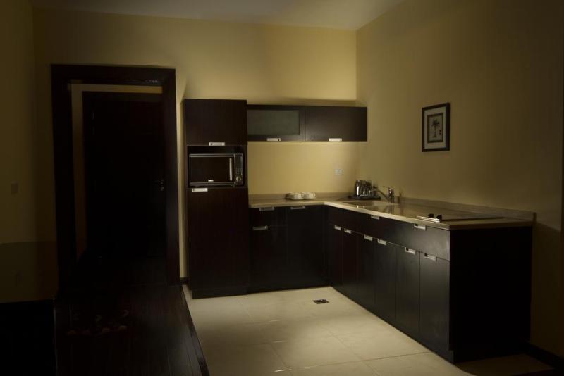 Zara Continental Hotel Khobar Bagian luar foto